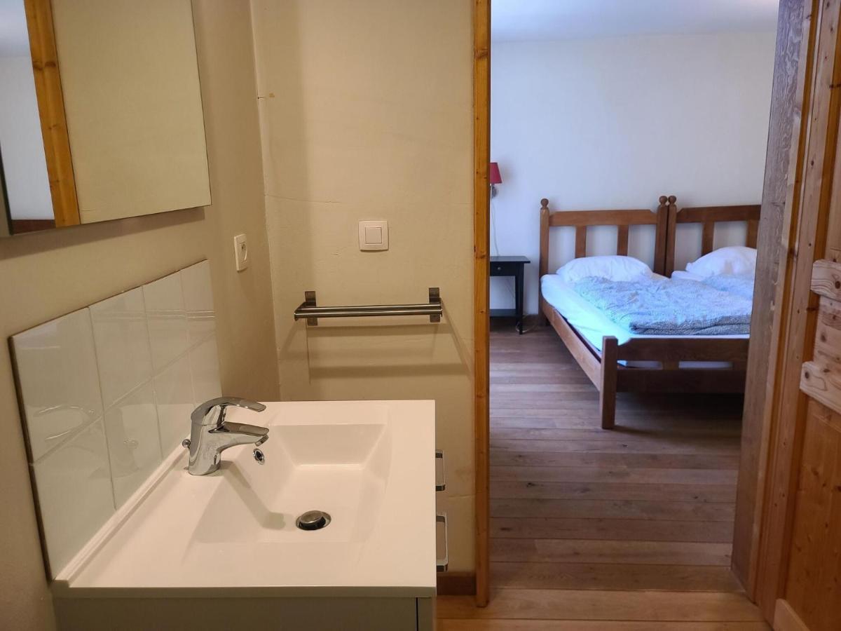 Accommodation In The Forges Of Orval 아바예 도르발 외부 사진
